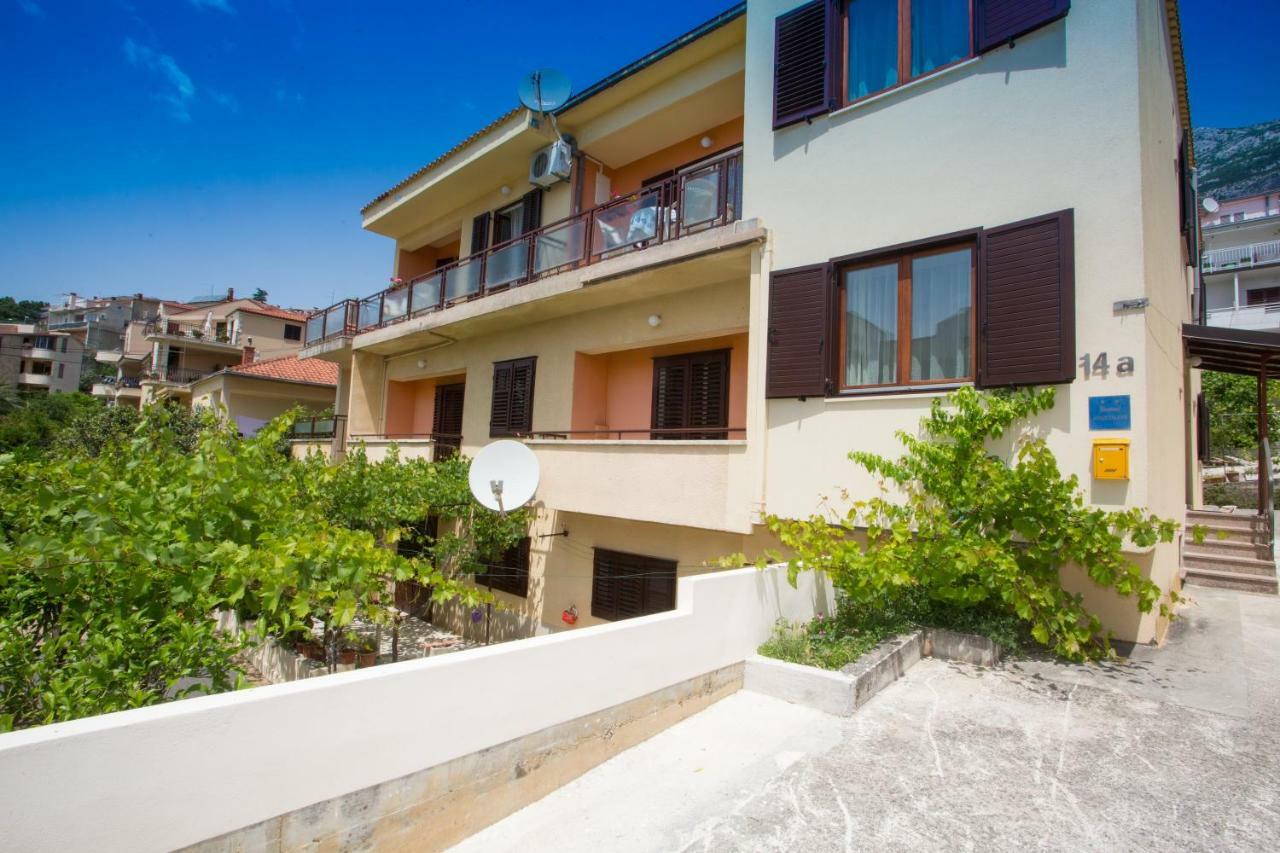 Apartments Mihic Makarska Eksteriør billede