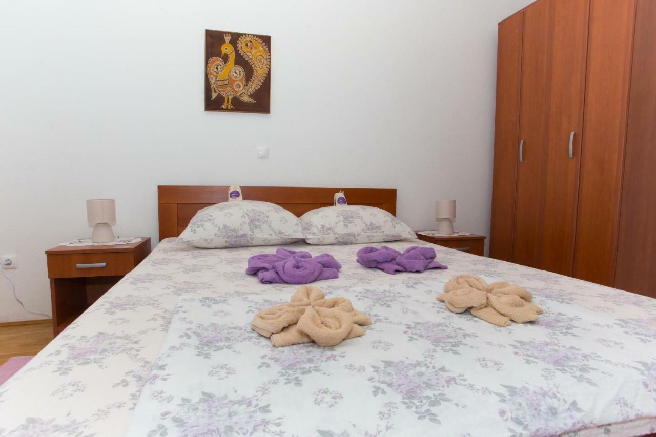 Apartments Mihic Makarska Eksteriør billede