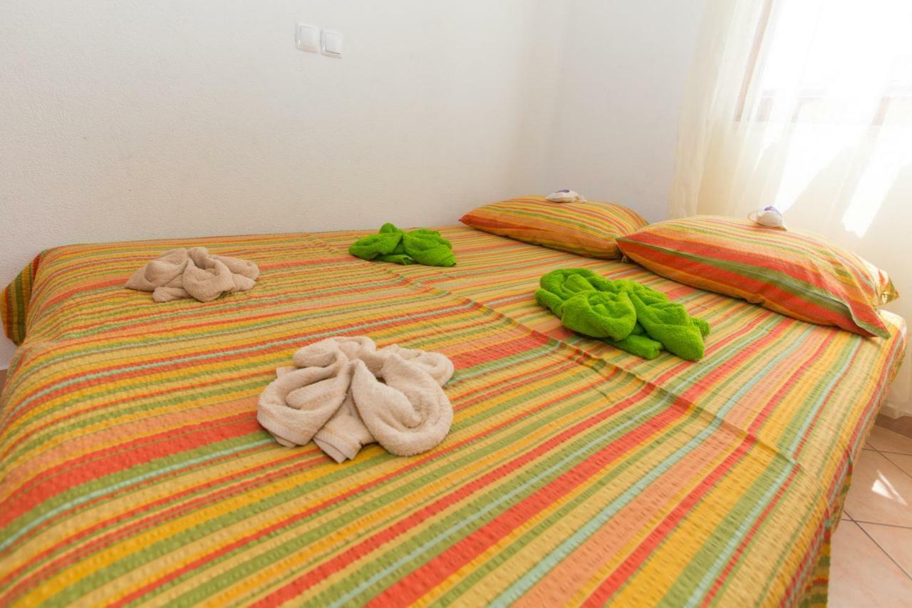 Apartments Mihic Makarska Eksteriør billede