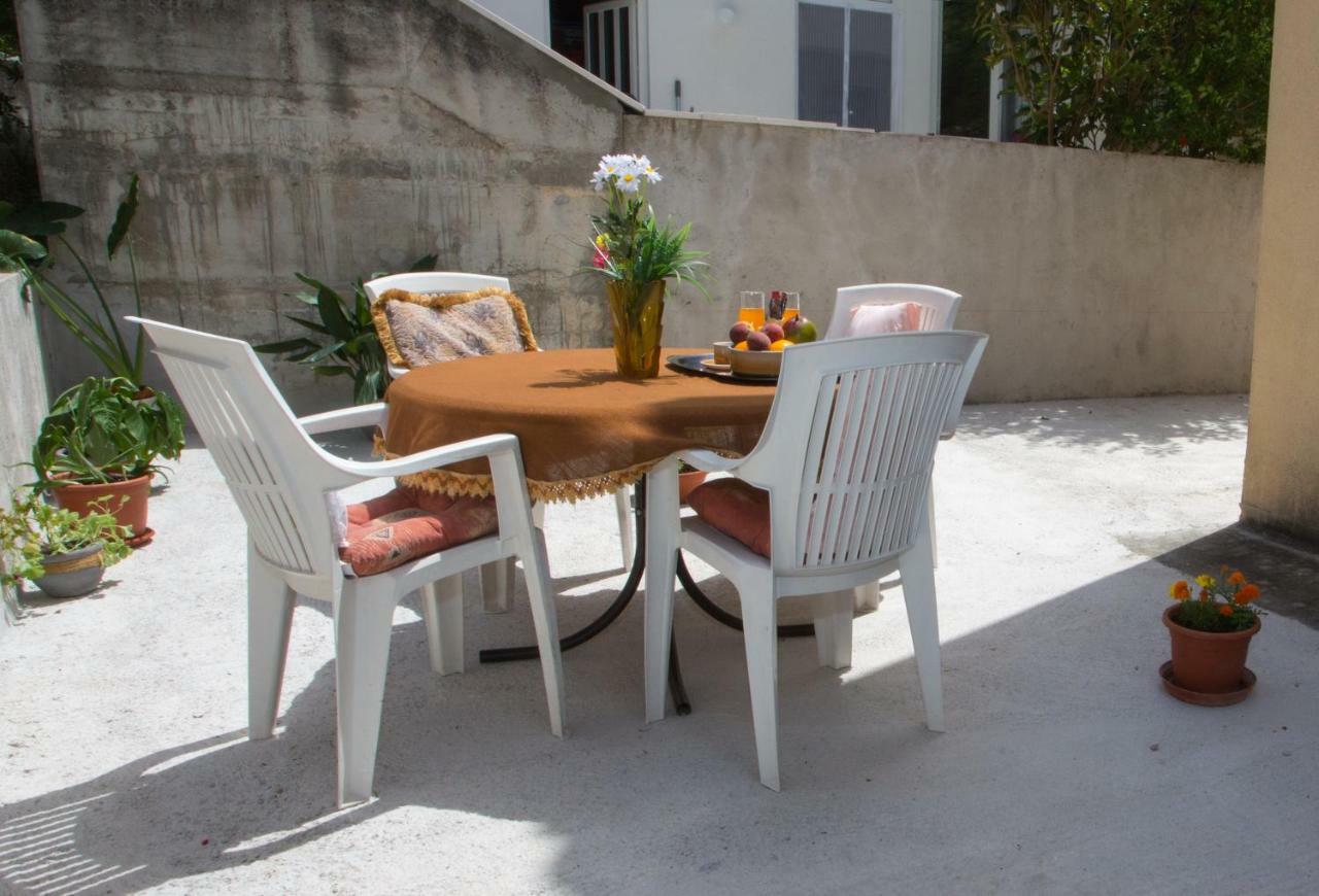 Apartments Mihic Makarska Eksteriør billede